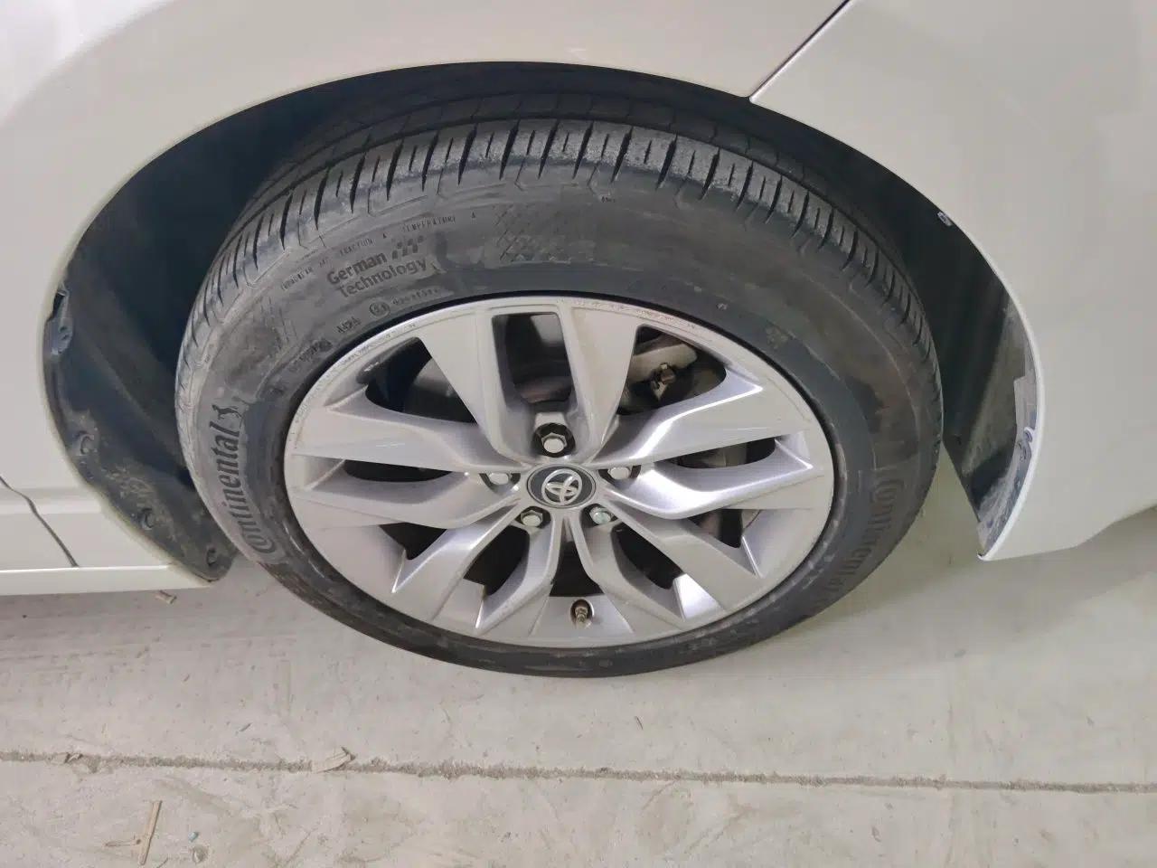 Toyota Avalon 2019 2.0L Luxury Edition China VI Standard — миниатюра 8