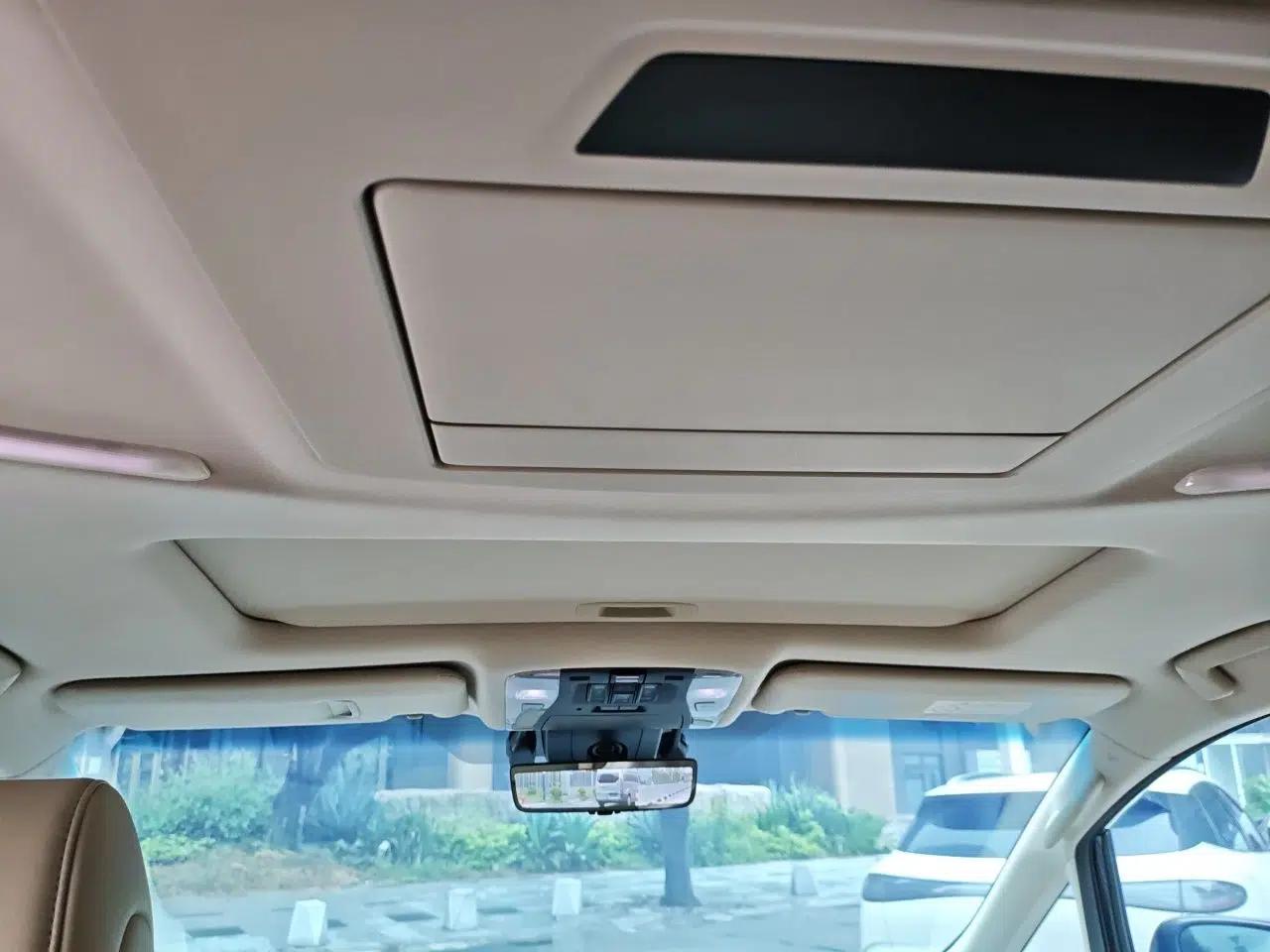 Toyota Vellfire 2021 Crown Dual-Engine 2.5L HV Supreme Edition — миниатюра 18