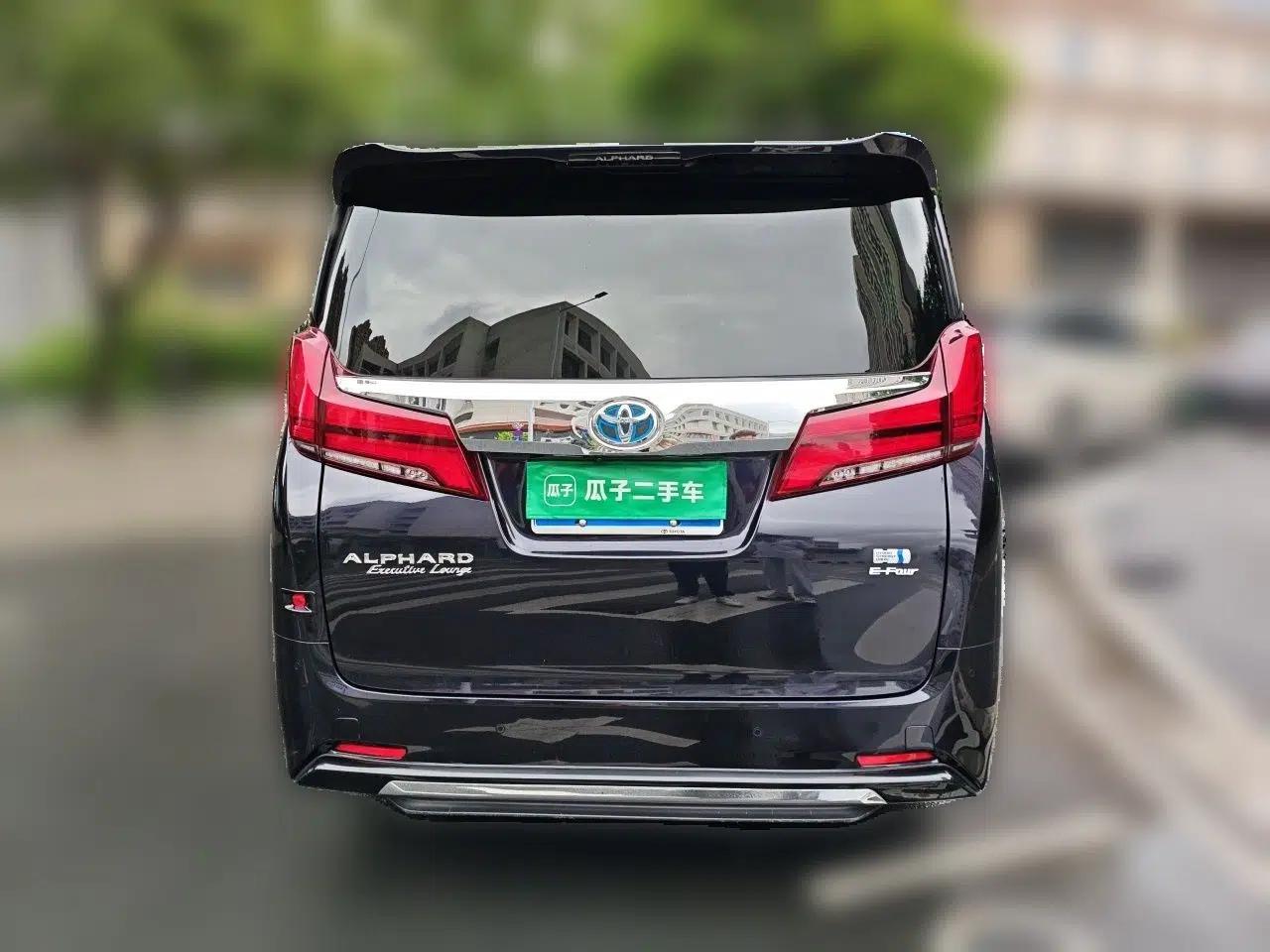 Toyota Vellfire 2021 Crown Dual-Engine 2.5L HV Supreme Edition — миниатюра 5