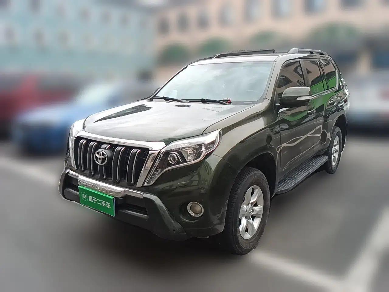 Toyota Prado 2010 2.7L Automatic Standard Edition — миниатюра 1