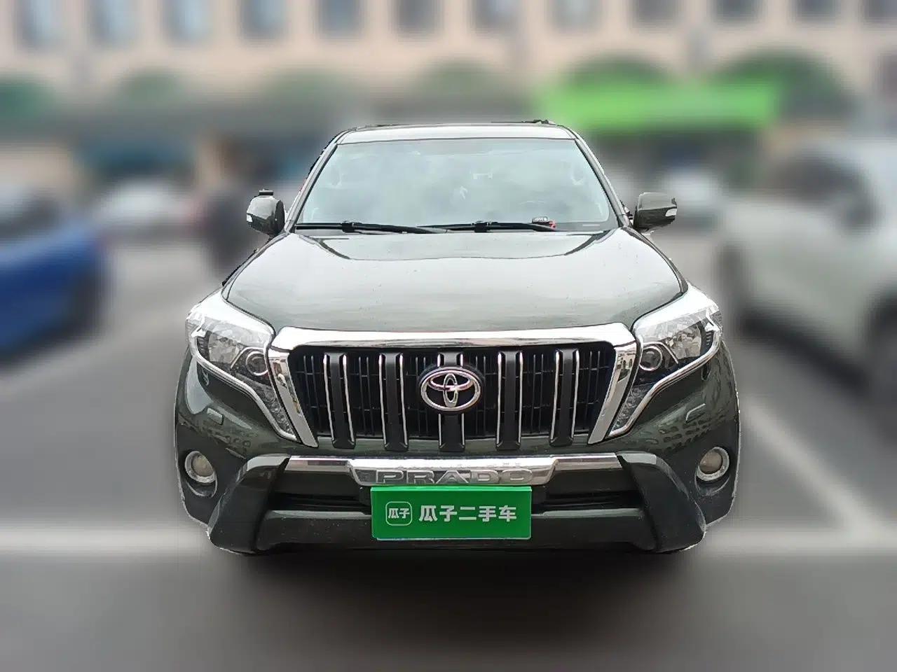 Toyota Prado 2010 2.7L Automatic Standard Edition — миниатюра 2