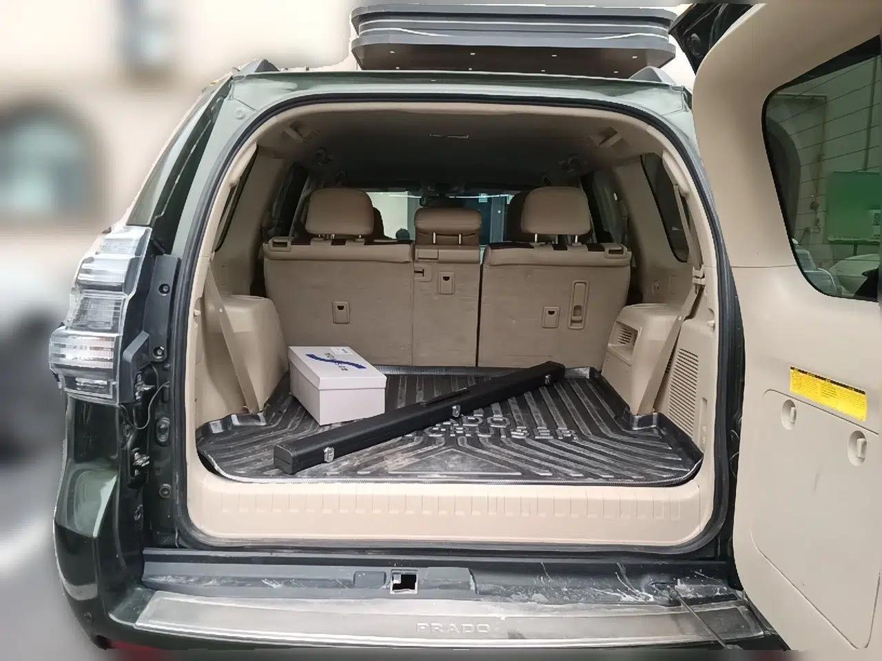Toyota Prado 2010 2.7L Automatic Standard Edition — миниатюра 19