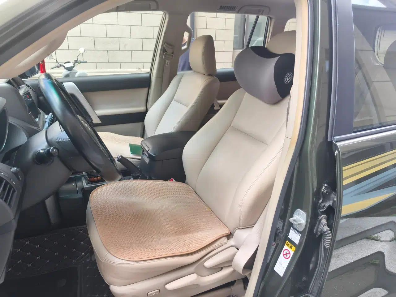 Toyota Prado 2010 2.7L Automatic Standard Edition — миниатюра 15