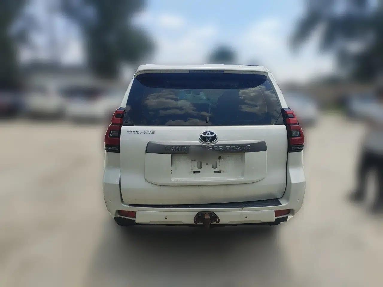 Toyota Prado 2018 3.5L Automatic SX — миниатюра 5