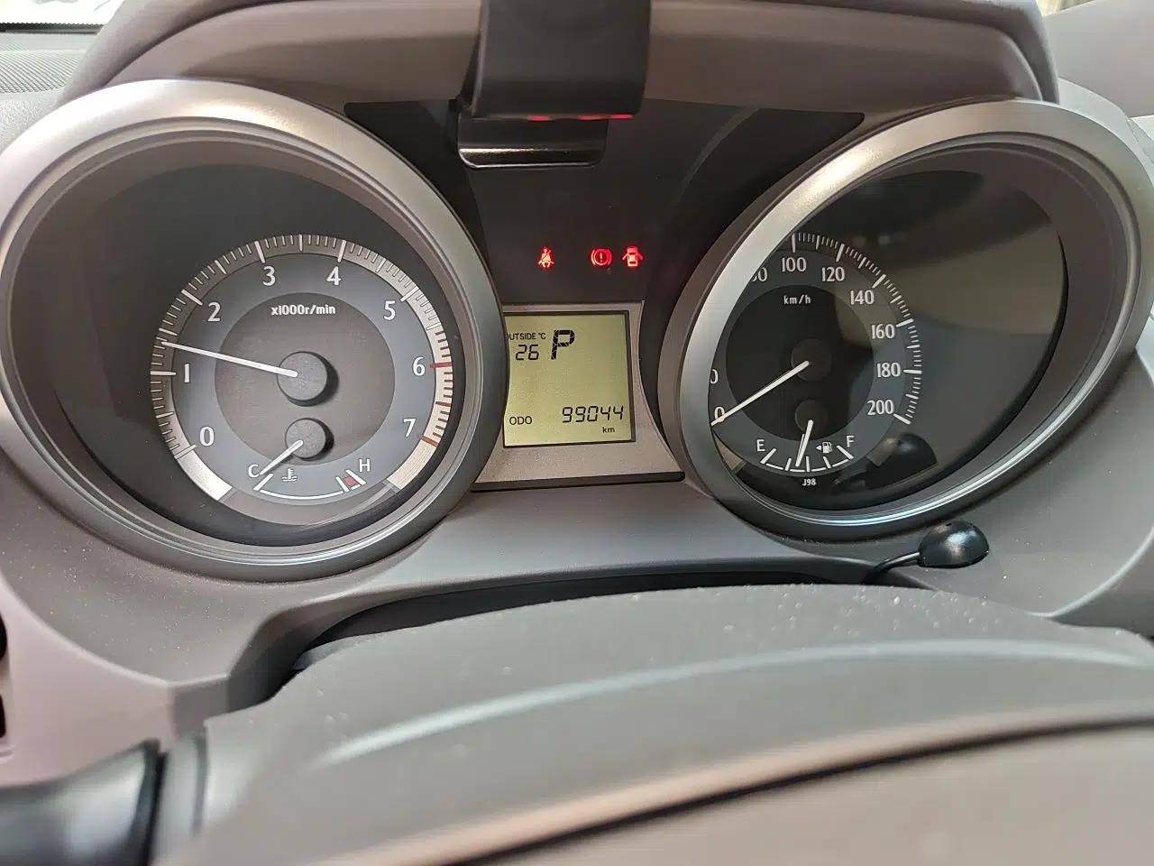 Toyota Prado 2015, 2.7L gasoline, 7-seater parallel import (9 airbags with refrigerator) — миниатюра 12