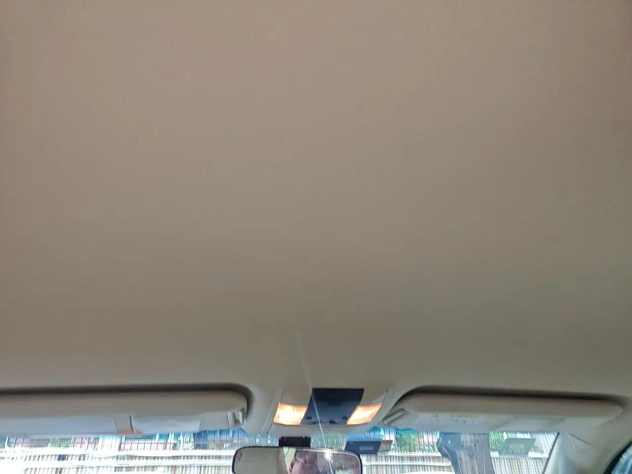 Toyota Prado 2015, 2.7L gasoline, 7-seater parallel import (9 airbags with refrigerator) — миниатюра 18