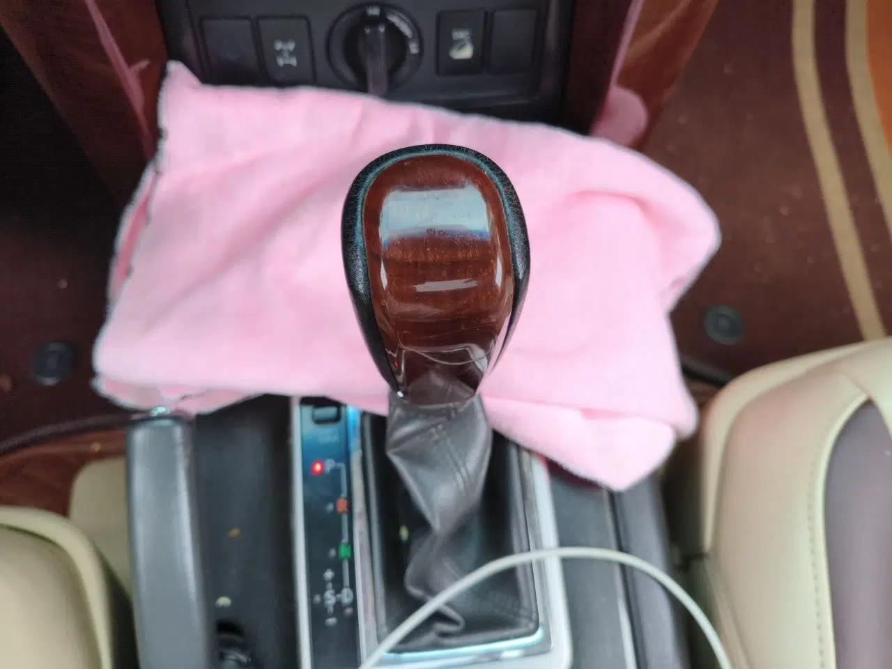 Toyota Prado 2014 4.0L Automatic TX-L — миниатюра 14