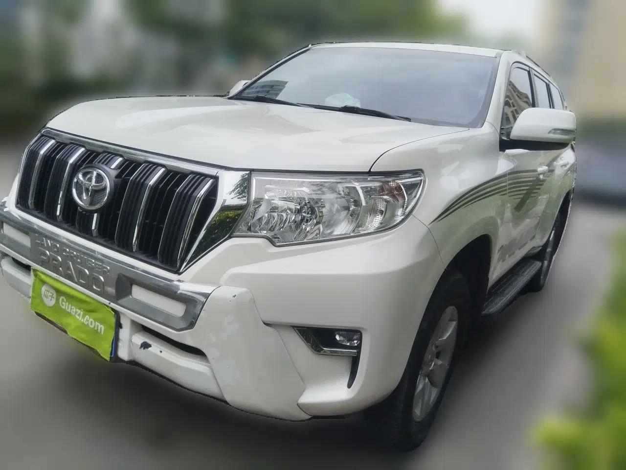 Toyota Prado 2018 2.7L Parallel Import — миниатюра 1