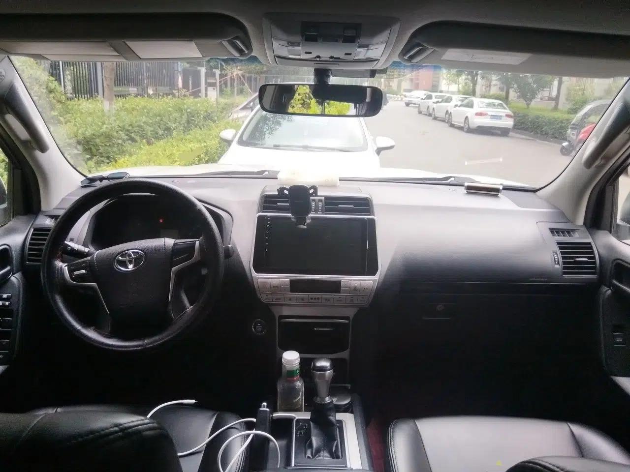 Toyota Prado 2018 2.7L Parallel Import — миниатюра 9
