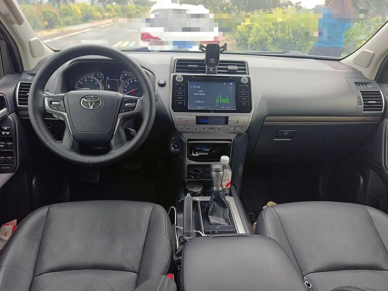 Toyota Prado 2018 3.5L Automatic TX-L with Rear-Mounted Spare Tire — миниатюра 9