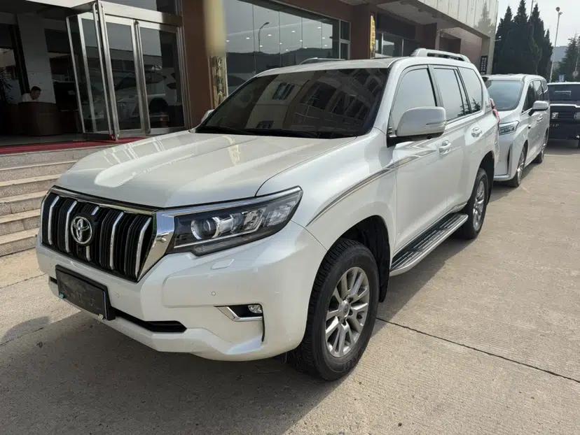 Toyota Prado 2018 3.5L Automatic TX-L with Rear-Mounted Spare Tire — миниатюра 1