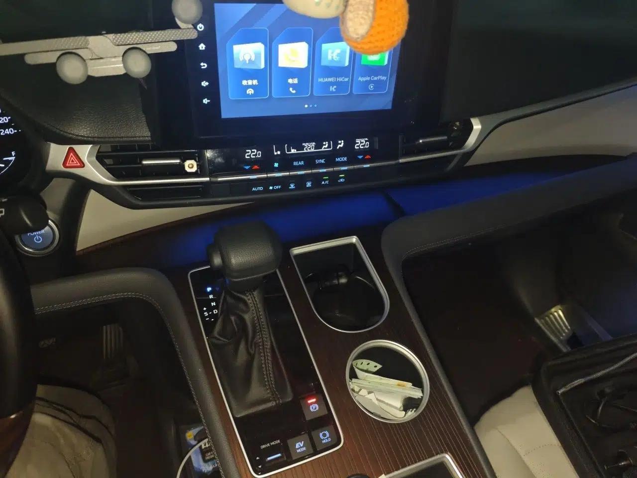 Toyota SIENNA 2021 2.5L Hybrid Comfort Edition — миниатюра 12