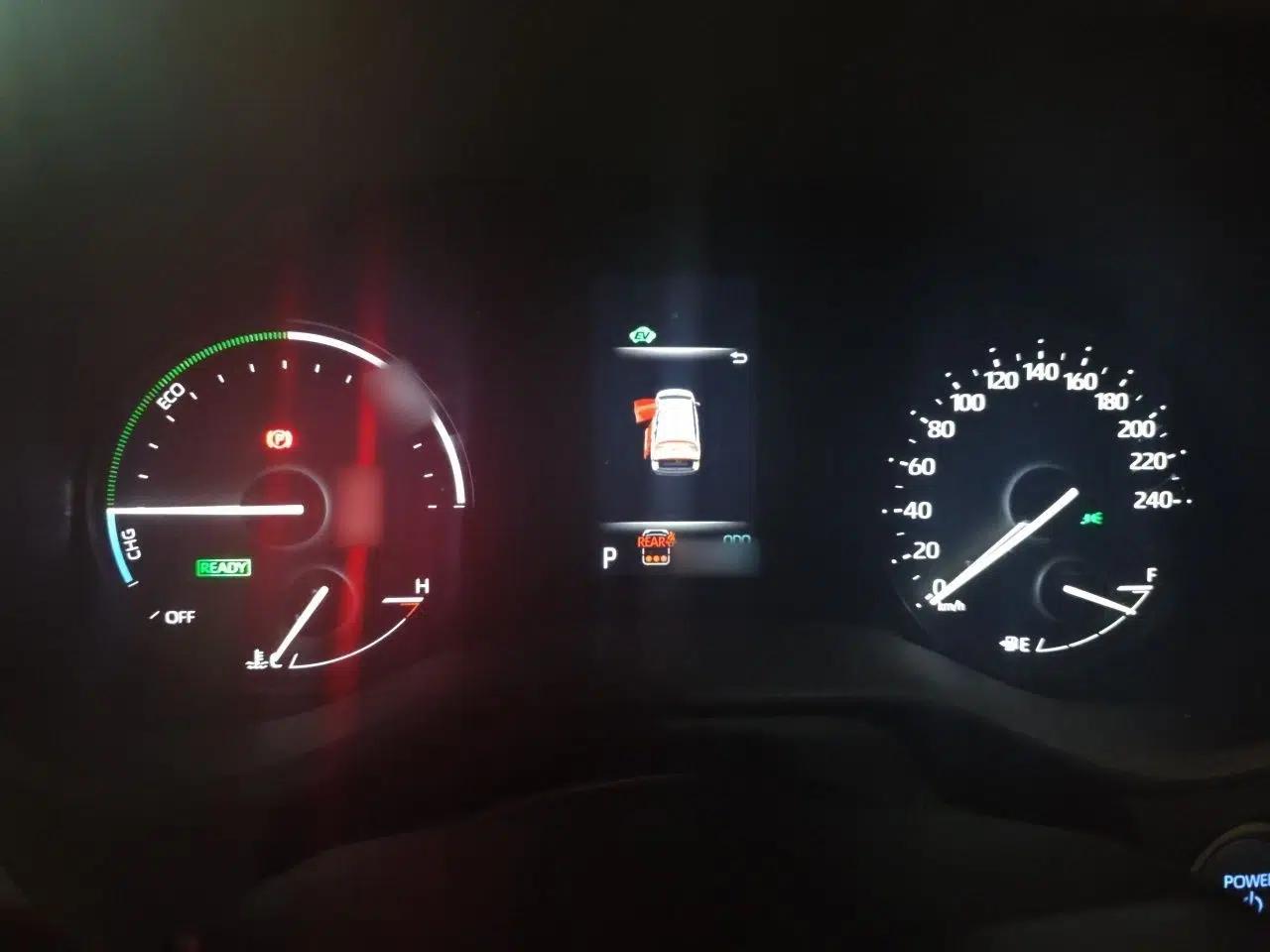 Toyota SIENNA 2021 2.5L Hybrid Comfort Edition — миниатюра 10