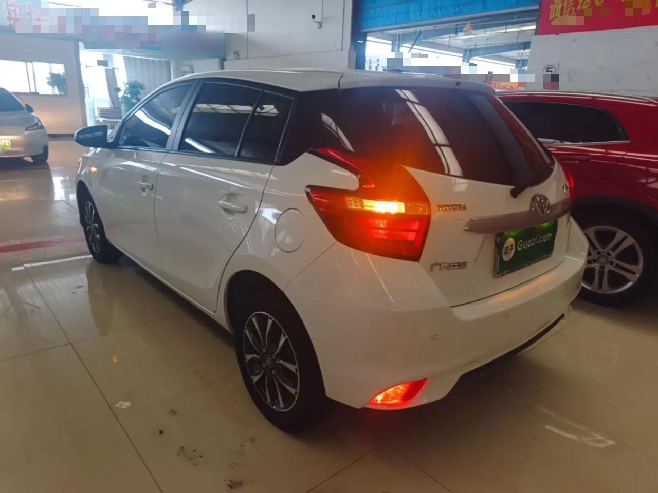 Toyota YARiS L Zhi Xuan 2021 1.5L CVT Leading Edition — миниатюра 4
