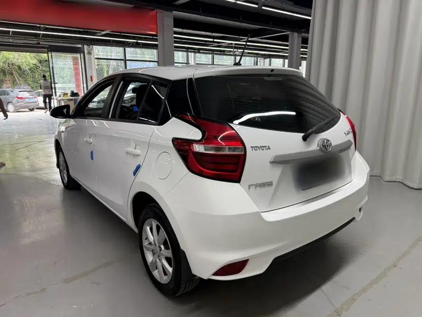 Toyota YARiS L Zhi Xuan 2016 Revised 1.5E CVT Charming Edition — миниатюра 5