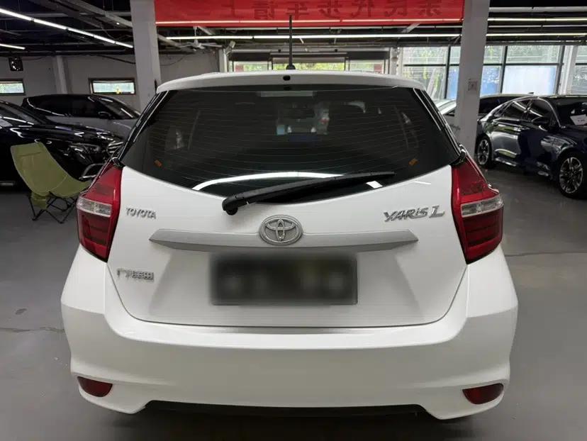 Toyota YARiS L Zhi Xuan 2016 Revised 1.5E CVT Charming Edition — миниатюра 6