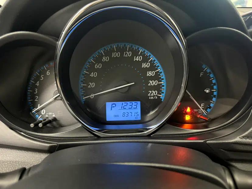 Toyota YARiS L Zhi Xuan 2016 Revised 1.5E CVT Charming Edition — миниатюра 10