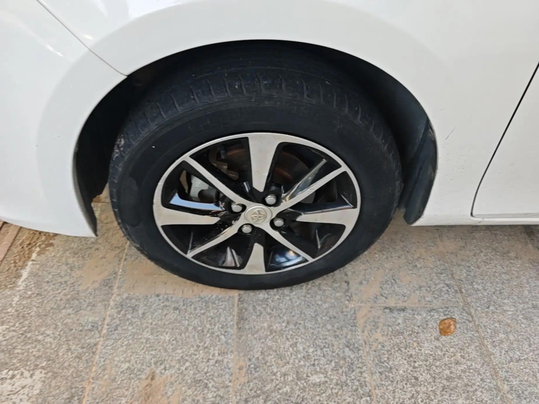 Toyota YARiS L Zhi Xuan 2015 1.5E Automatic Charm Edition — миниатюра 10