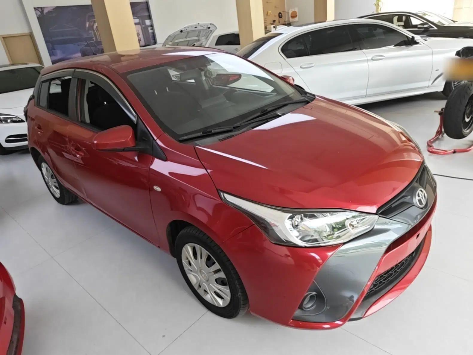 Toyota YARiS L Zhi Xuan 2016 Revised 1.5E CVT Charming Edition — миниатюра 3