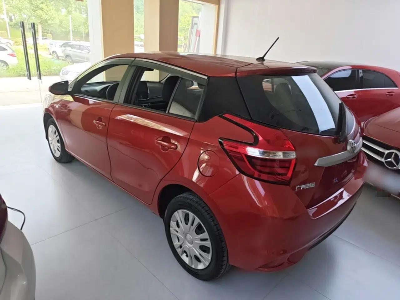 Toyota YARiS L Zhi Xuan 2016 Revised 1.5E CVT Charming Edition — миниатюра 4
