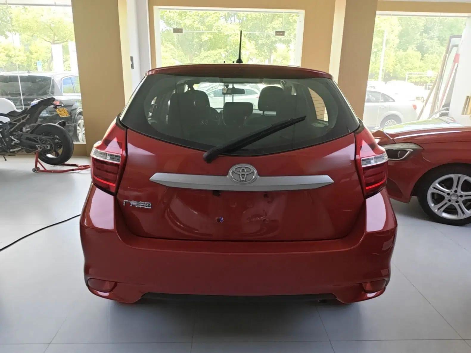 Toyota YARiS L Zhi Xuan 2016 Revised 1.5E CVT Charming Edition — миниатюра 5