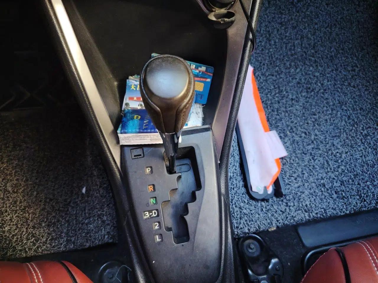 Toyota YARiS L Zhi Xuan 2015 1.5E Automatic Charm Edition — миниатюра 14