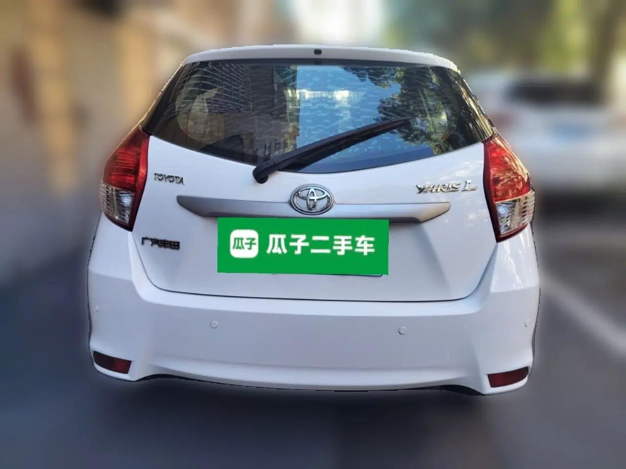 Toyota YARiS L Zhi Xuan 2015 1.5E Automatic Charm Edition — миниатюра 5