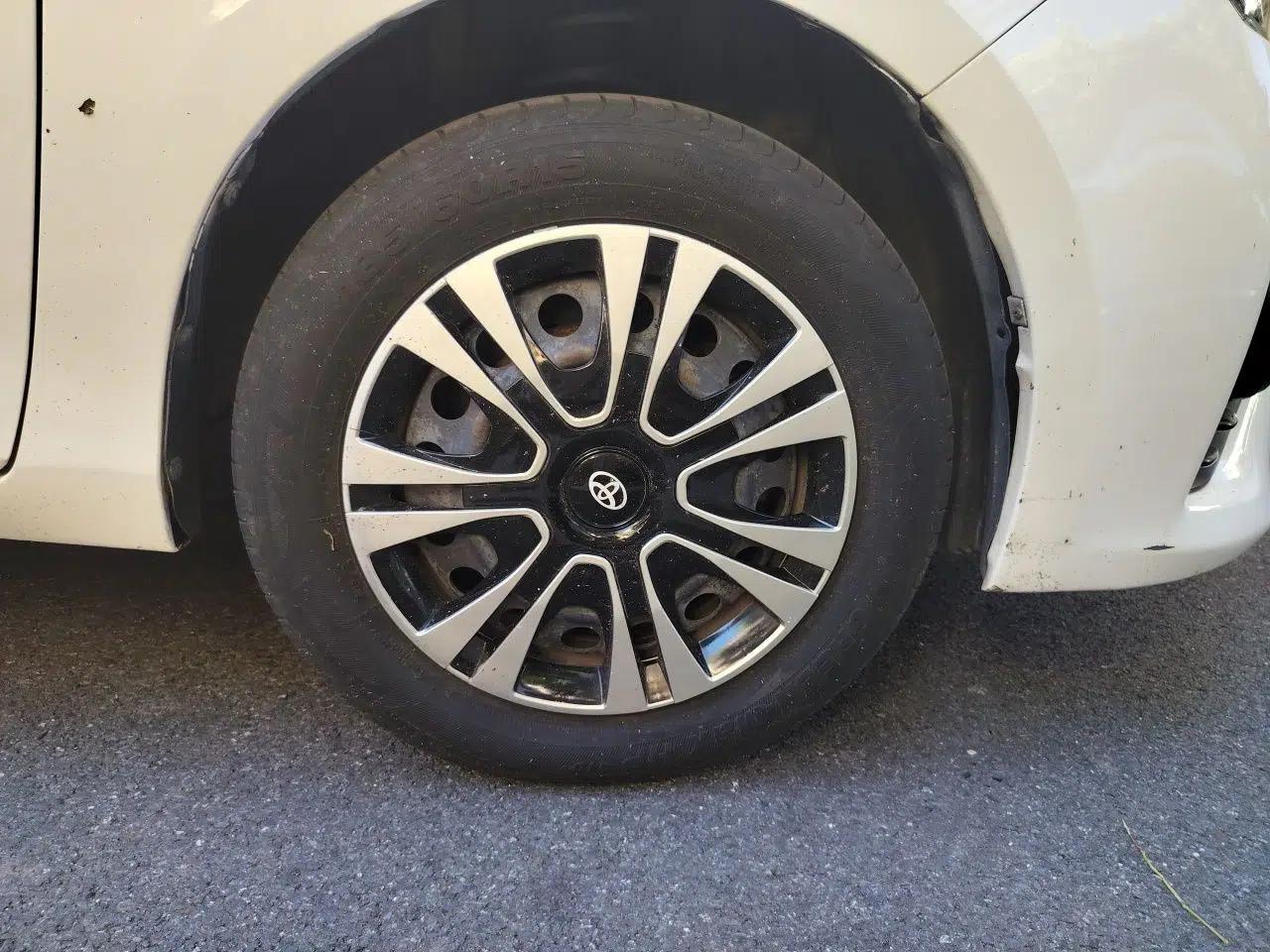 Toyota YARiS L Zhi Xuan 2015 1.5E Automatic Charm Edition — миниатюра 8