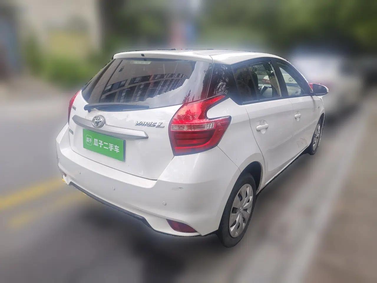 Toyota YARiS L Zhi Xuan 2016 Revised 1.5E CVT Charming Edition — миниатюра 6