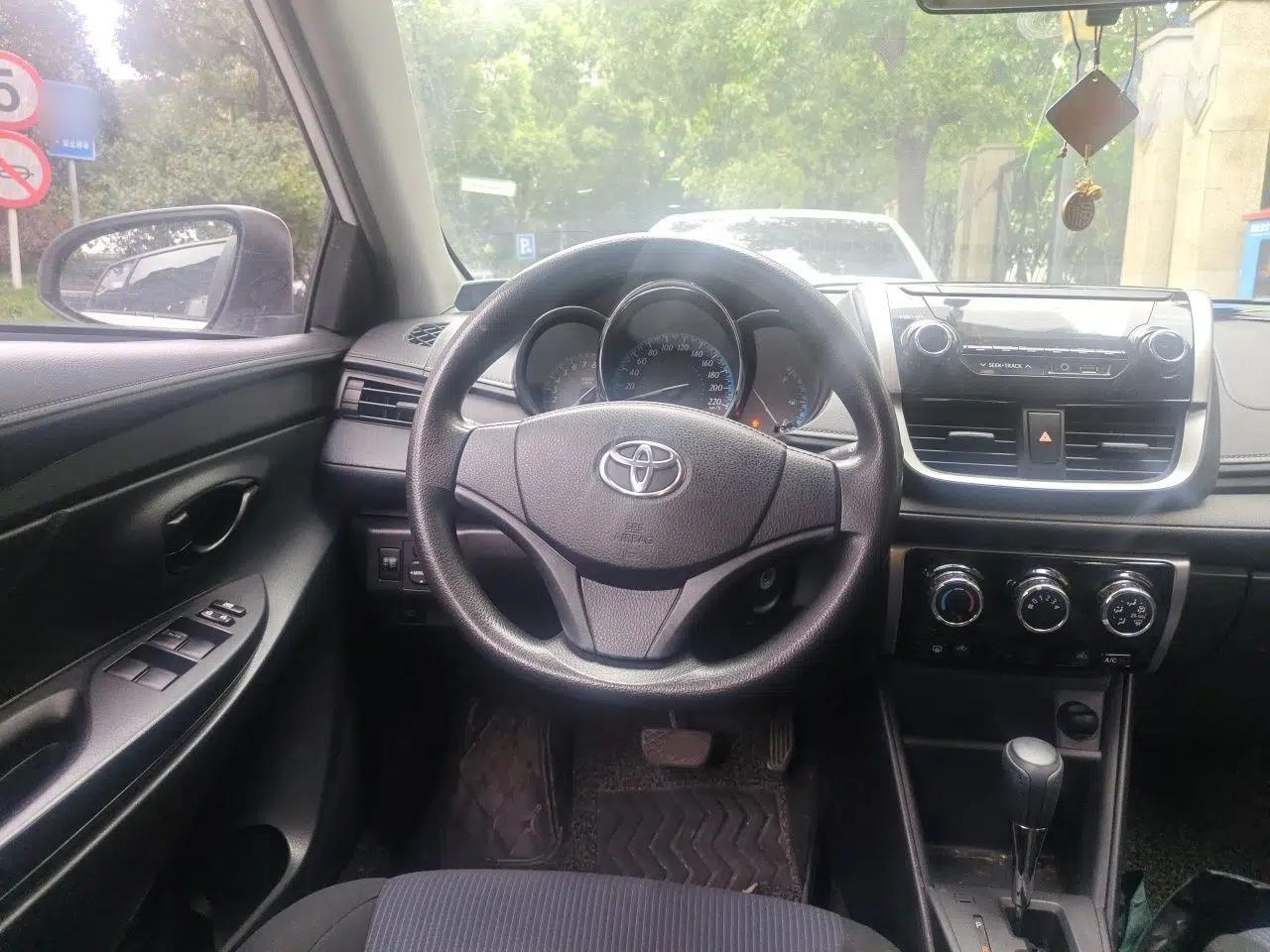 Toyota YARiS L Zhi Xuan 2016 Revised 1.5E CVT Charming Edition — миниатюра 10
