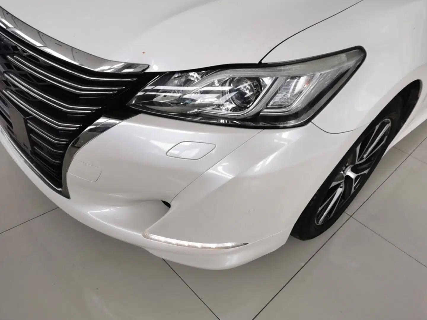 Toyota Crown 2018 2.0T Fashion Edition — миниатюра 8