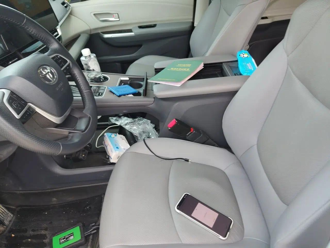Toyota Granvia 2023 2.5L Hybrid Prestige PLUS Edition — миниатюра 15
