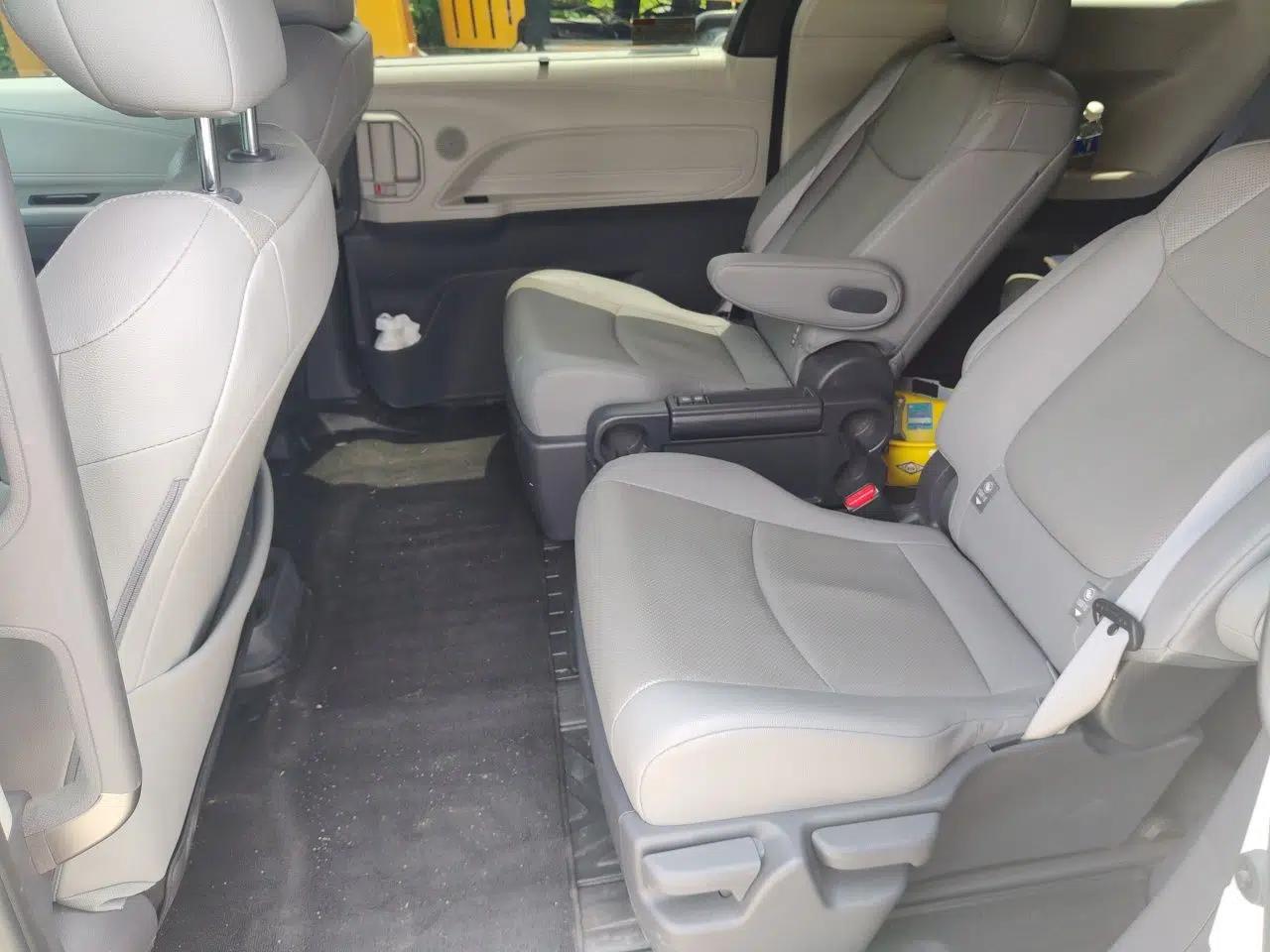 Toyota Granvia 2023 2.5L Hybrid Prestige PLUS Edition — миниатюра 17