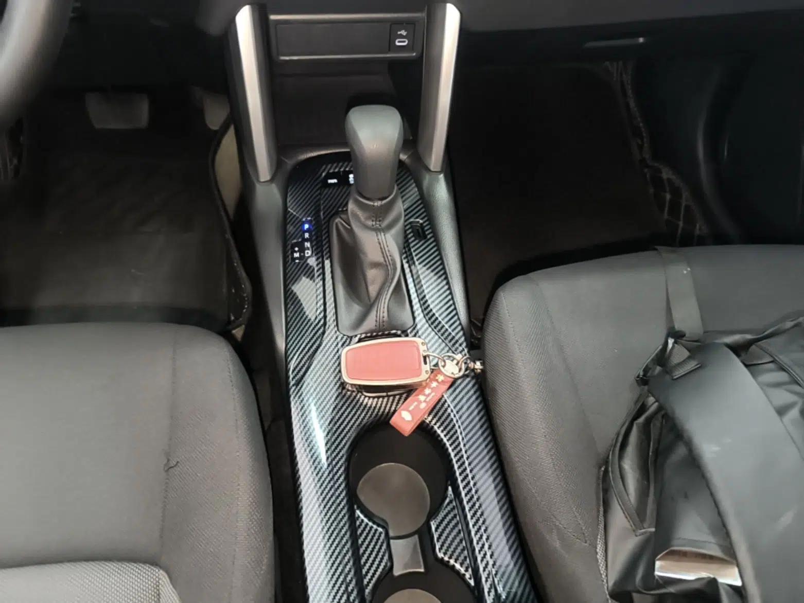 Toyota FRONTLANDER 2023 2.0L CVT Elite Edition — миниатюра 16