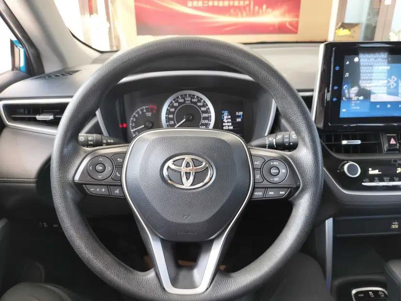 Toyota FRONTLANDER 2022 2.0L CVT Luxury PLUS Edition — миниатюра 17