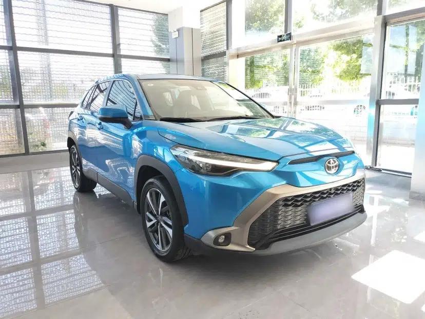 Toyota FRONTLANDER 2022 2.0L CVT Luxury PLUS Edition — миниатюра 4