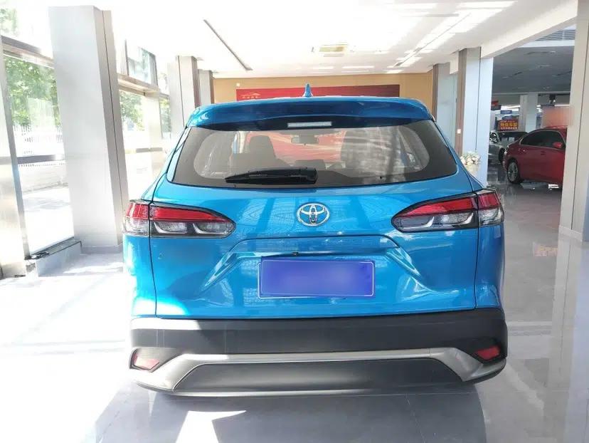 Toyota FRONTLANDER 2022 2.0L CVT Luxury PLUS Edition — миниатюра 6
