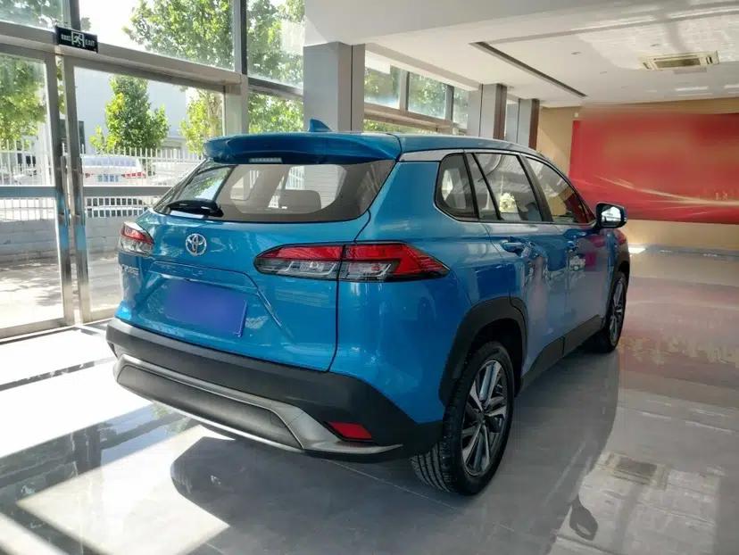 Toyota FRONTLANDER 2022 2.0L CVT Luxury PLUS Edition — миниатюра 7