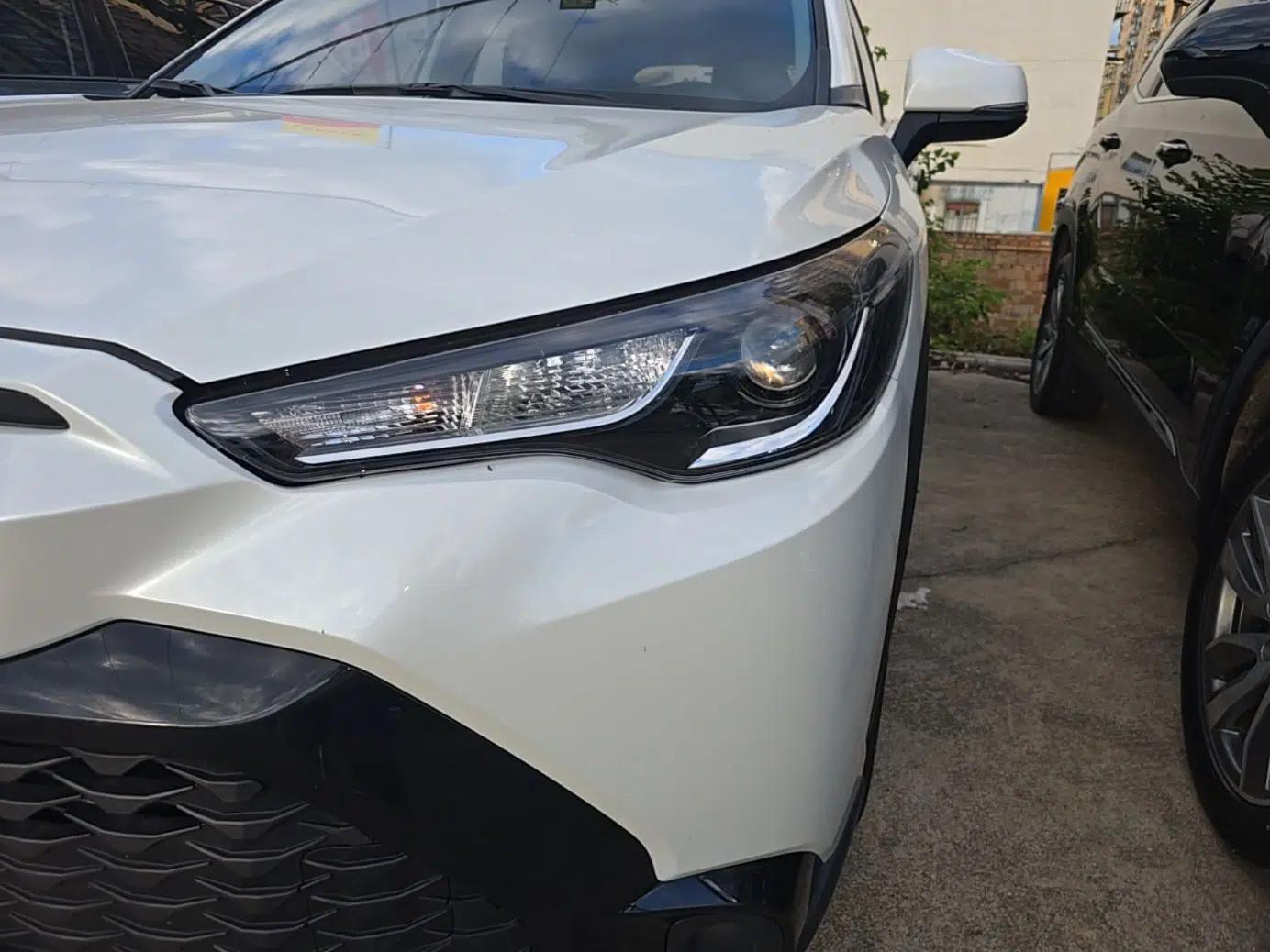 Toyota FRONTLANDER 2023 2.0L CVT Leading Edition — миниатюра 8