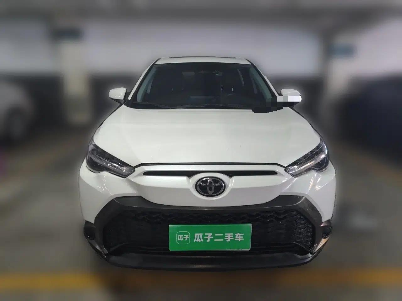 Toyota FRONTLANDER 2023 2.0L CVT Luxury Edition — миниатюра 2