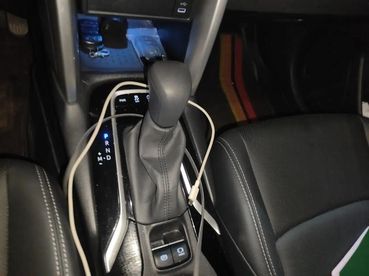 Toyota FRONTLANDER 2023 2.0L CVT Luxury Edition — миниатюра 14