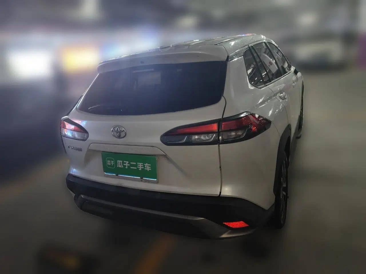 Toyota FRONTLANDER 2023 2.0L CVT Luxury Edition — миниатюра 5
