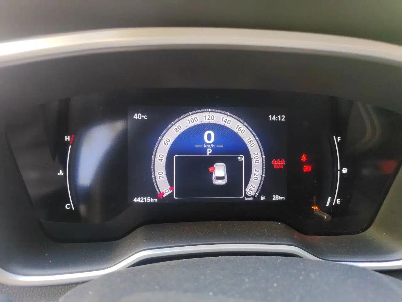 Toyota FRONTLANDER 2024 2.0L CVT Elite Plus Edition — миниатюра 11