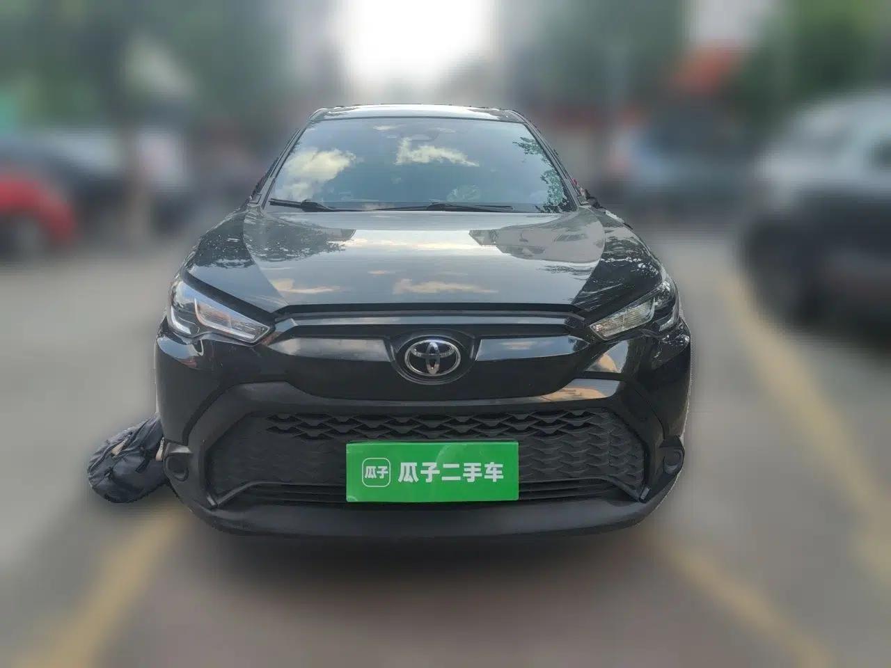 Toyota FRONTLANDER 2023 2.0L CVT Leading Edition — миниатюра 2