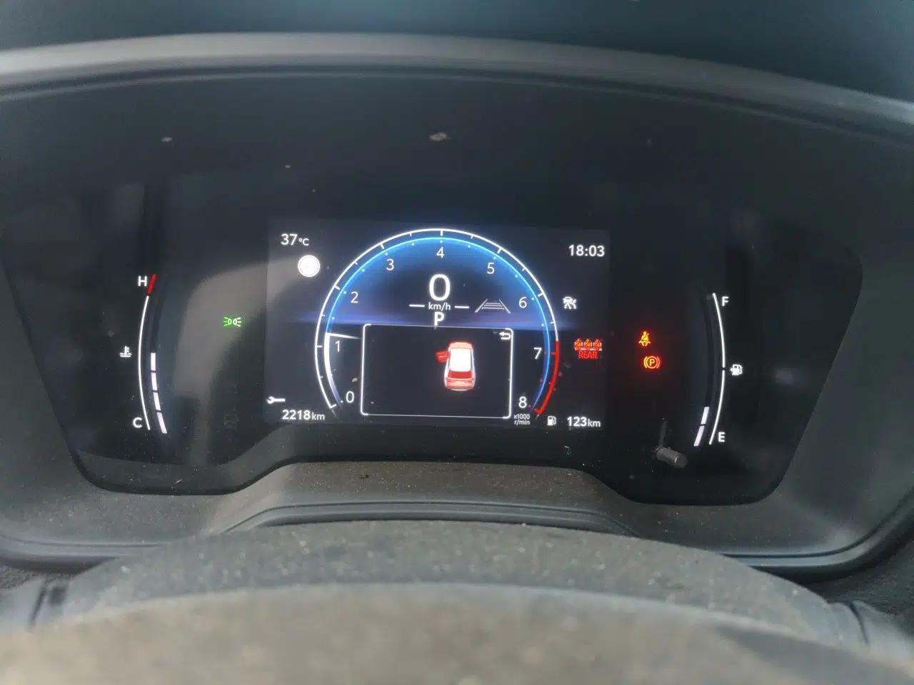 Toyota FRONTLANDER 2023 2.0L CVT Leading Edition — миниатюра 11