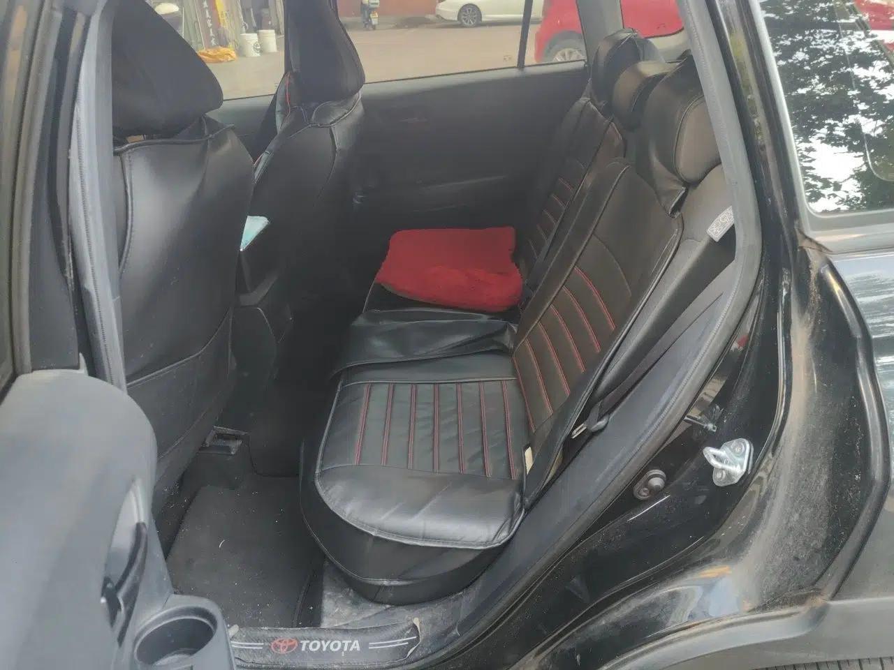Toyota FRONTLANDER 2023 2.0L CVT Leading Edition — миниатюра 17