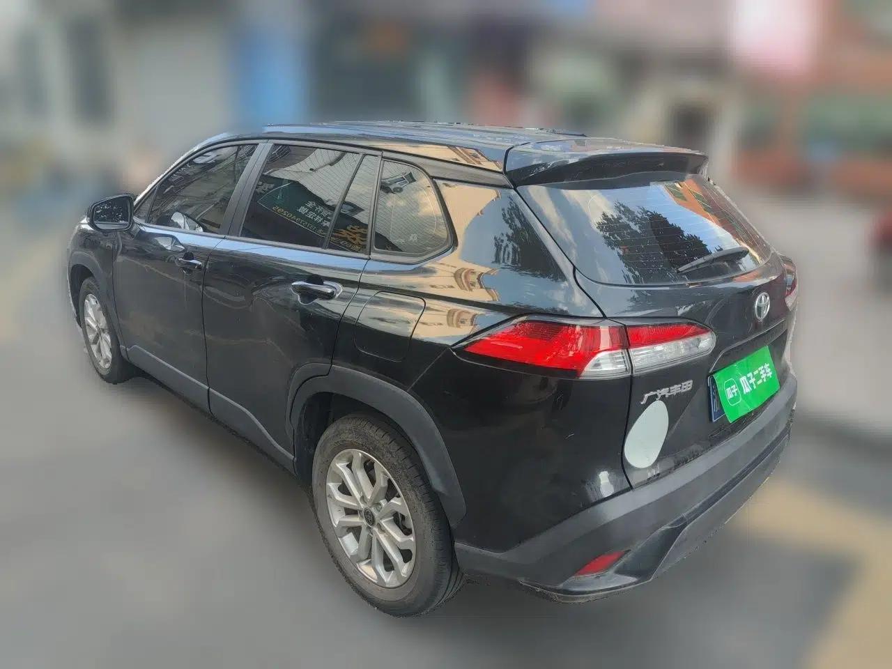 Toyota FRONTLANDER 2023 2.0L CVT Leading Edition — миниатюра 4
