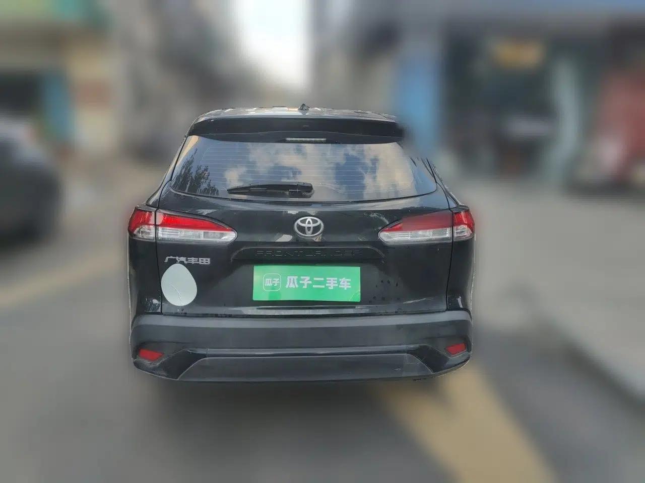 Toyota FRONTLANDER 2023 2.0L CVT Leading Edition — миниатюра 5