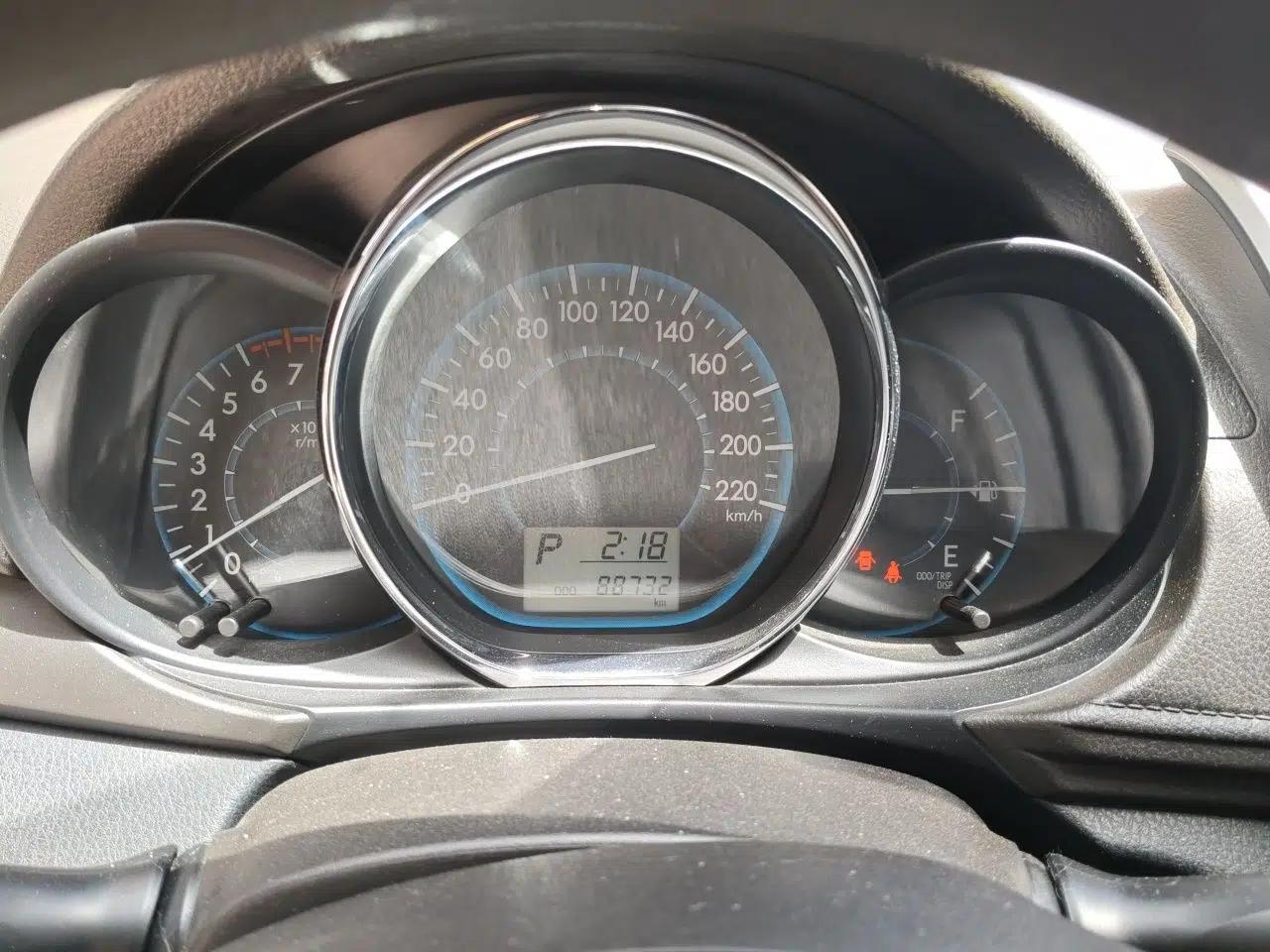 Toyota Vios 2014 1.5L Automatic ZhiZhen Edition — миниатюра 11