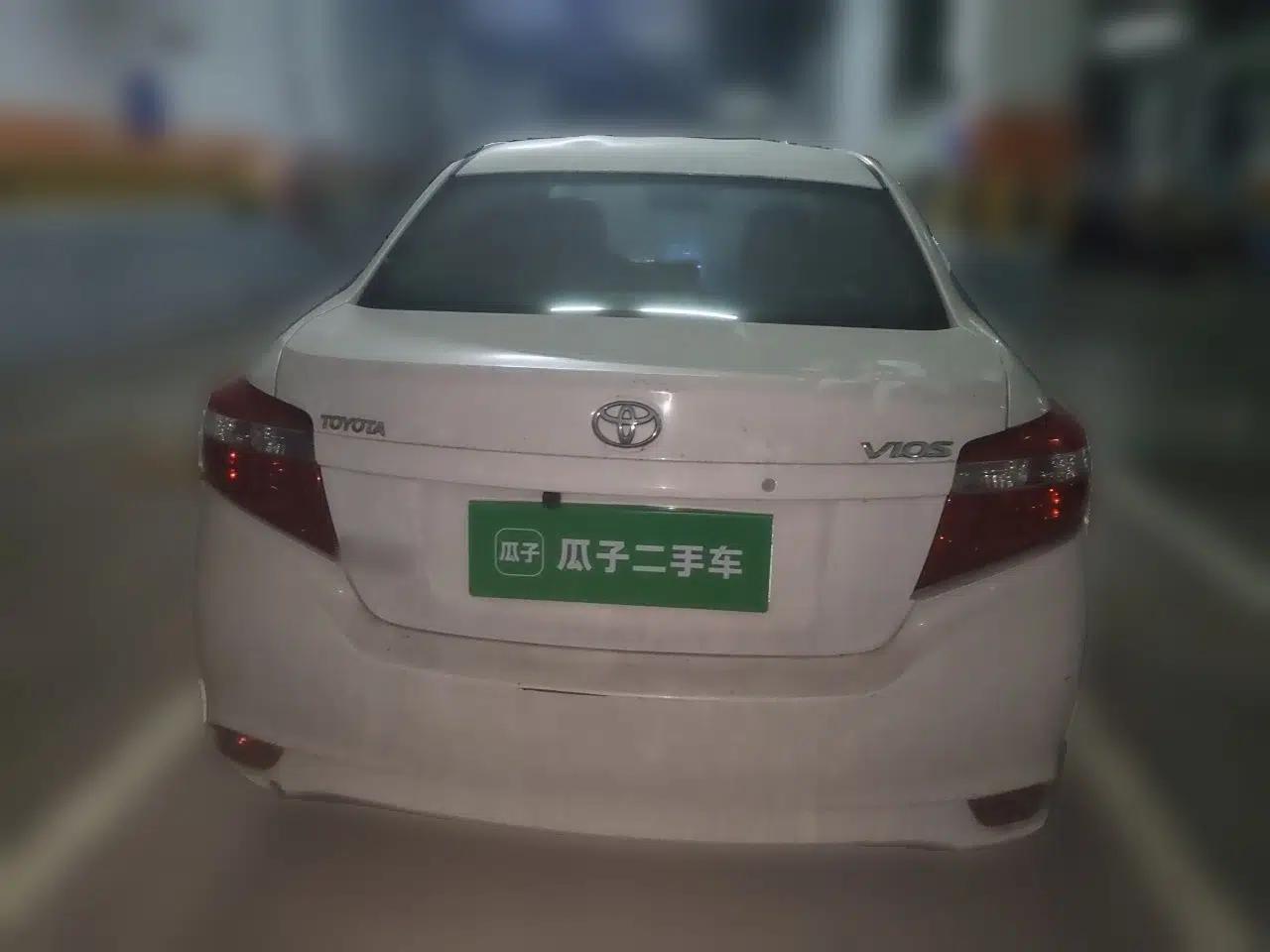 Toyota Vios 2014 1.5L Automatic ZhiZhen Edition — миниатюра 5